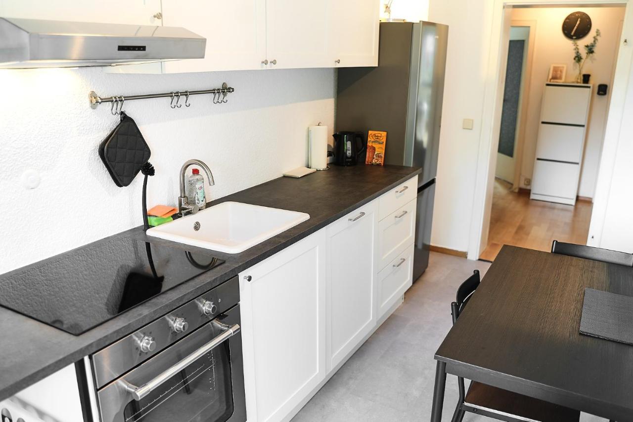 N2 Centrally Located 3-Room Apartment With Balcony Or Individual Rooms Karlsruhe Buitenkant foto